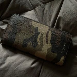 Michael Kors Camo Wallet